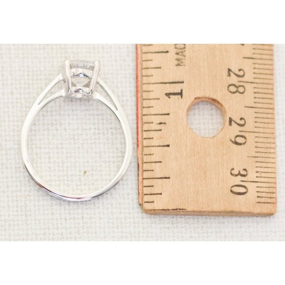 Size 8 3/4, Solitaire Ring, Elegant Ring, Avon Ring, Avon Jewelry, Silver Ring - Picture 4 of 4